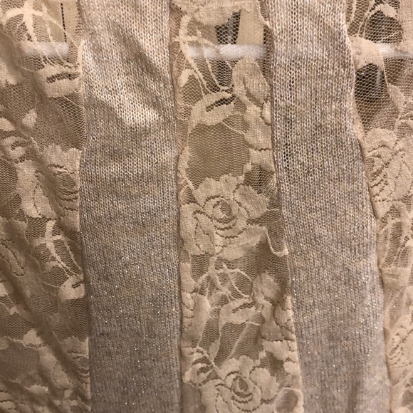 Phopsody Top with Floral Lace Detail - Picture 11 of 11